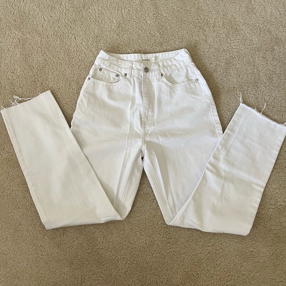 Glassons High Waisted Mom Jean WASHED WHITE US 2 - Picture 2 of 3
